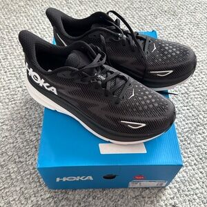 Brand New Men’s Hokas - Size 10
